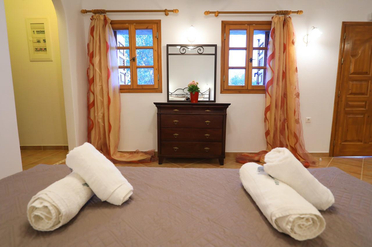 Armonia By Grispos Villas Schoinoussa Buitenkant foto